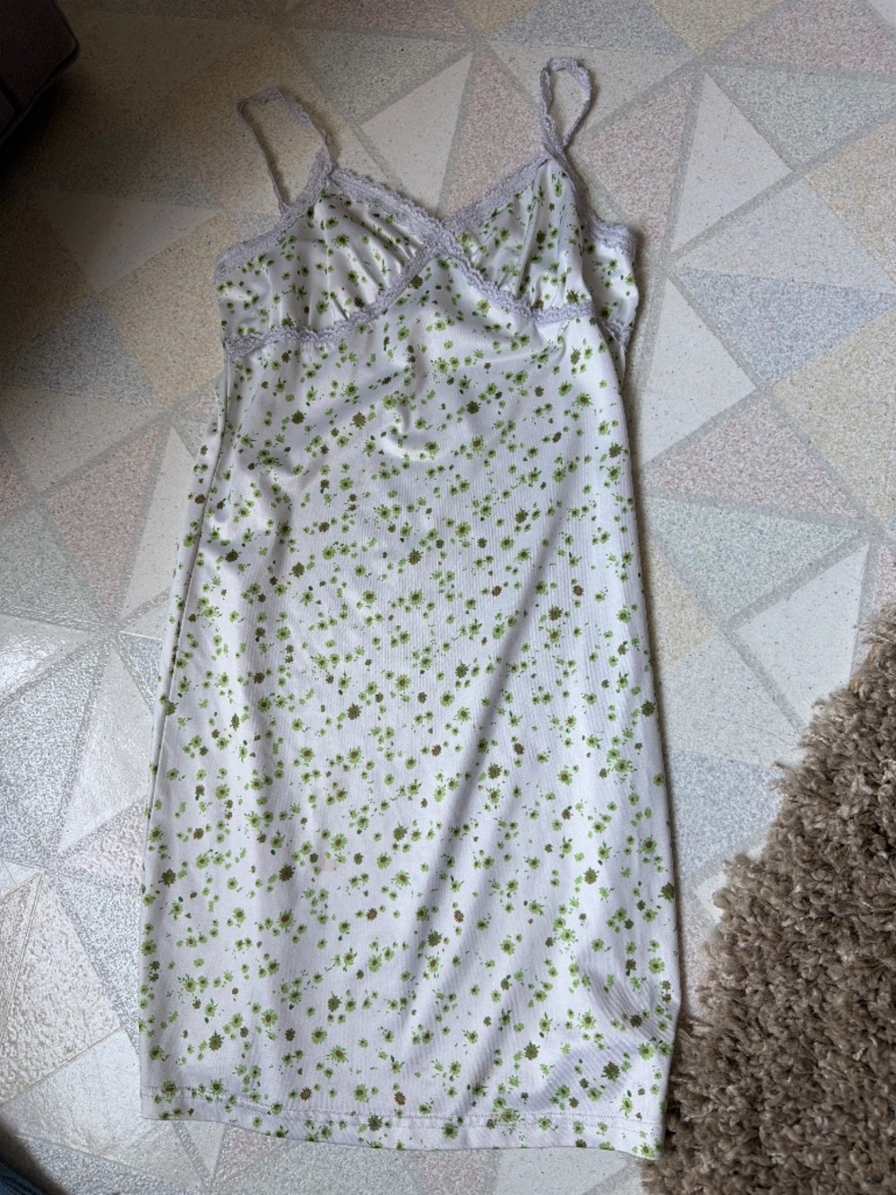 Flower dress with lace